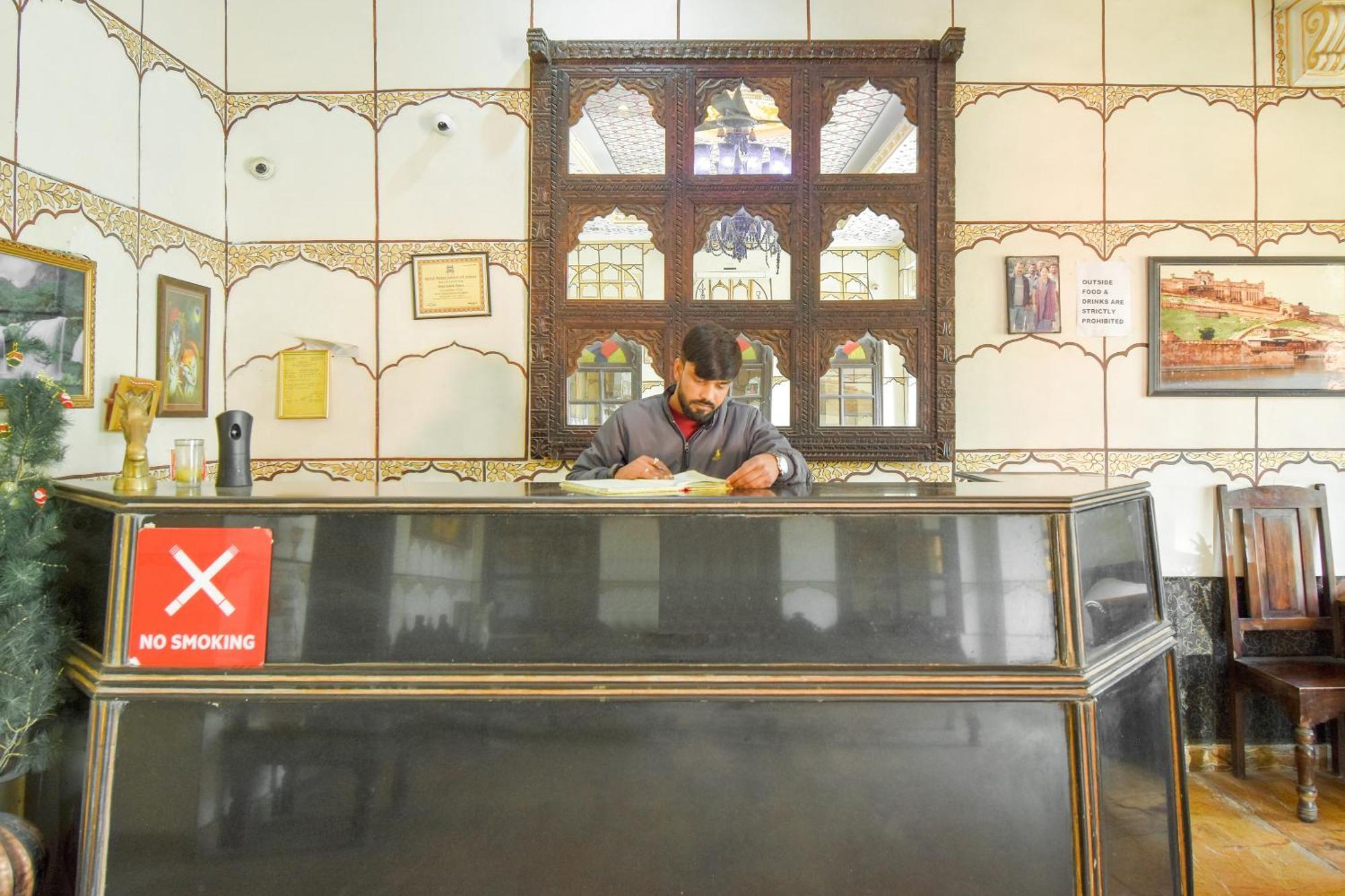 Hotel O Ashok Palace 3*